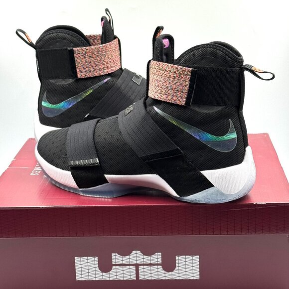 Nike LeBron Soldier 10 'Iridescent' - Picture 15 of 15